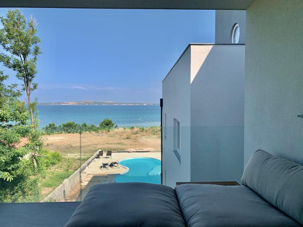 Aparthotel Dalmacija Привлака Екстериор снимка