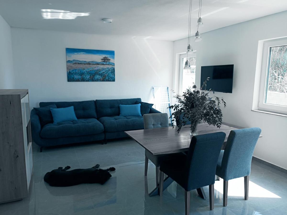 Aparthotel Dalmacija Привлака Екстериор снимка