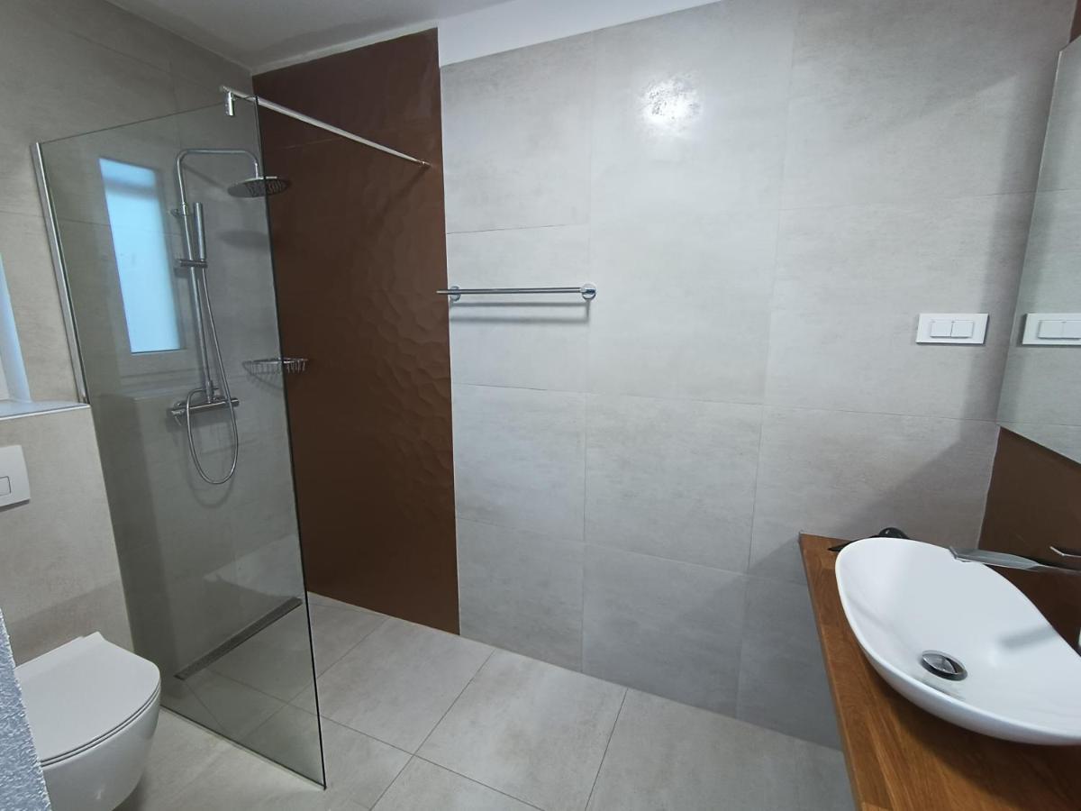 Aparthotel Dalmacija Привлака Екстериор снимка